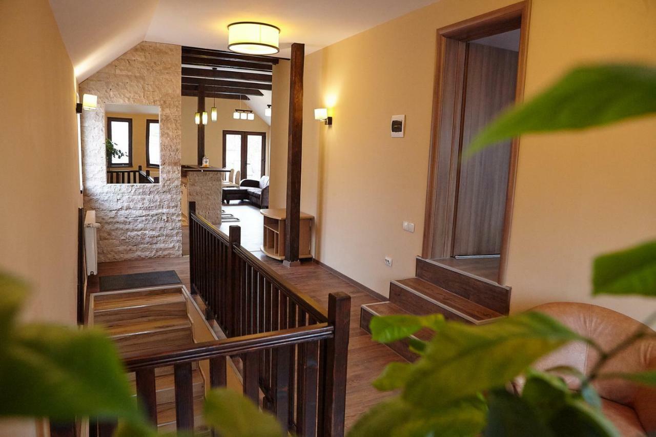 Apartament Rozelor Μπρασόβ Εξωτερικό φωτογραφία