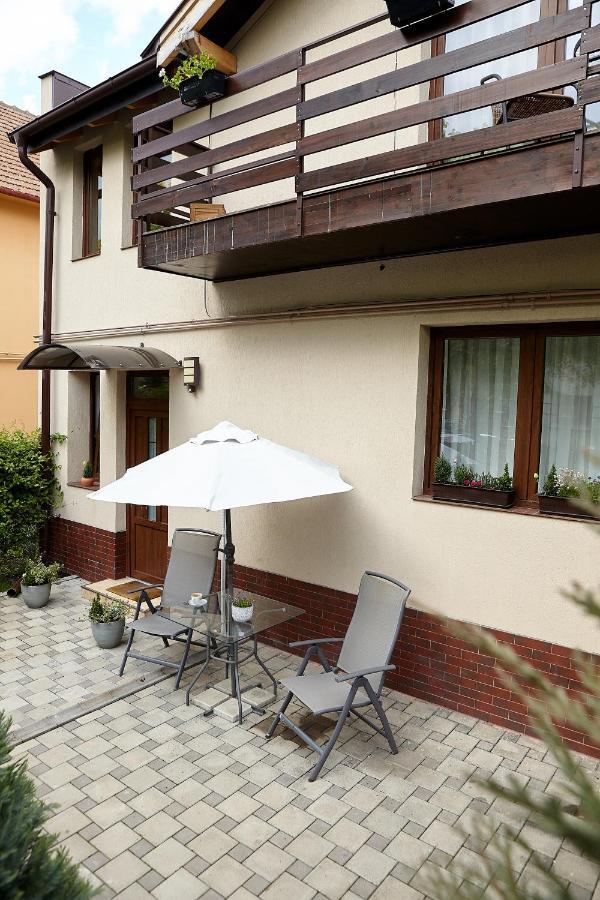 Apartament Rozelor Μπρασόβ Εξωτερικό φωτογραφία