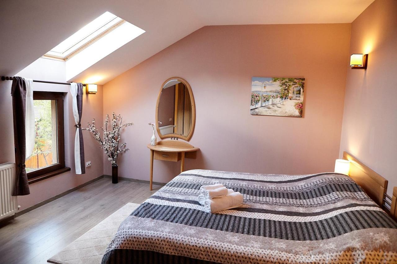 Apartament Rozelor Μπρασόβ Εξωτερικό φωτογραφία