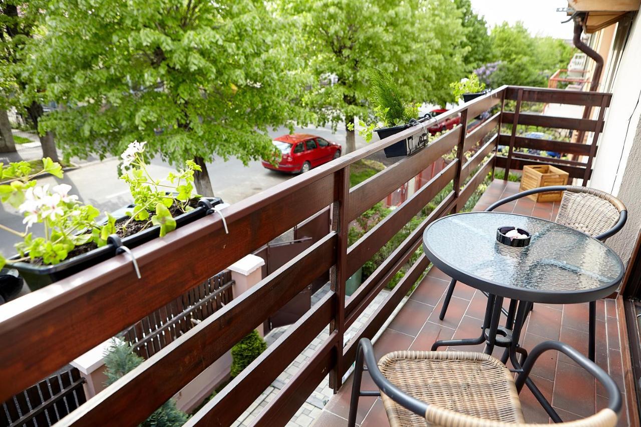 Apartament Rozelor Μπρασόβ Εξωτερικό φωτογραφία